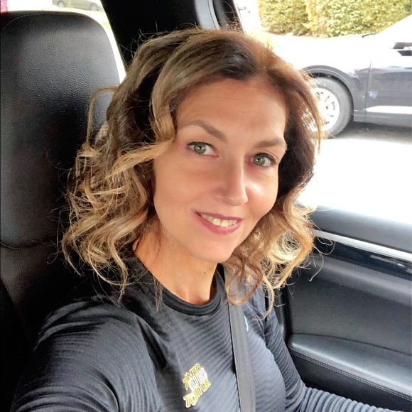 Meet your Posher, Ivana - Picture 1 of 1